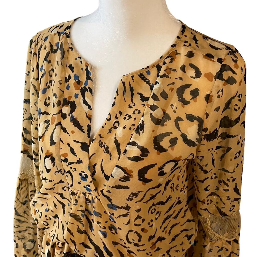 White House Black Market Long Sleeve Beige Animal Print Blouson Dress - Picture 4 of 16